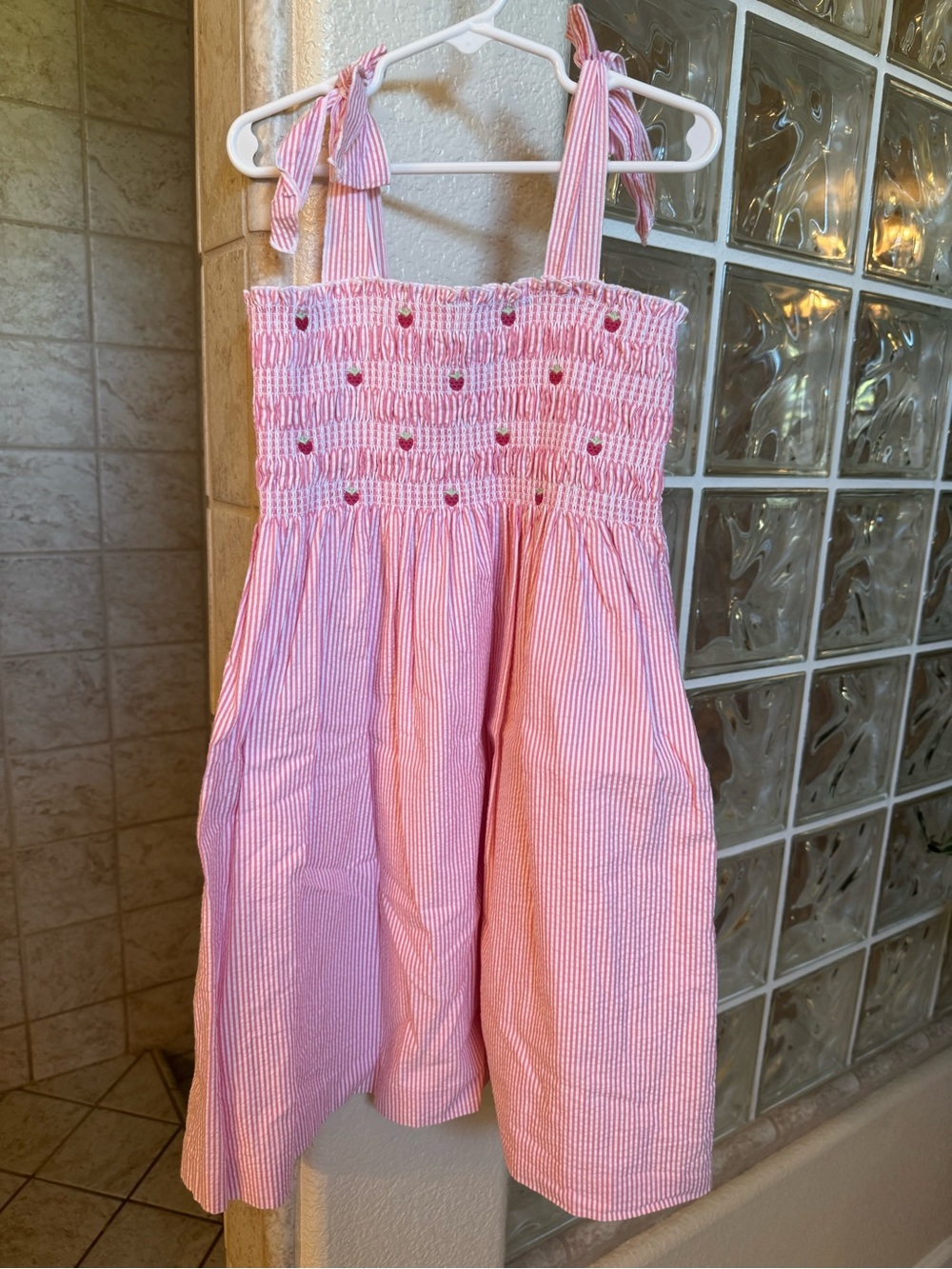 Janie and Jack 6 Strawberry Fields Girls Pink Seersucker Tie-Shoulder Sundress